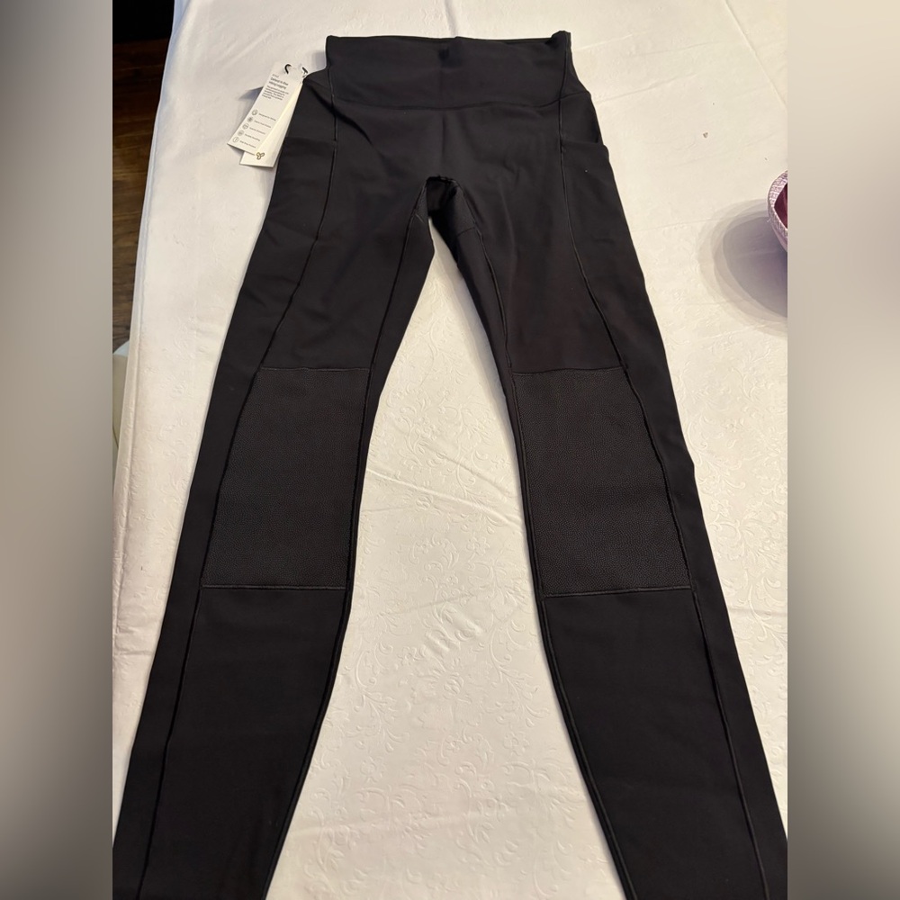 ARITZIA Golden Defend Hi-Rise Hiking Legging